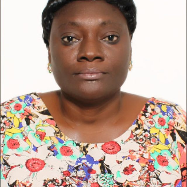 Mrs-Lucy-Y-Peter (1)